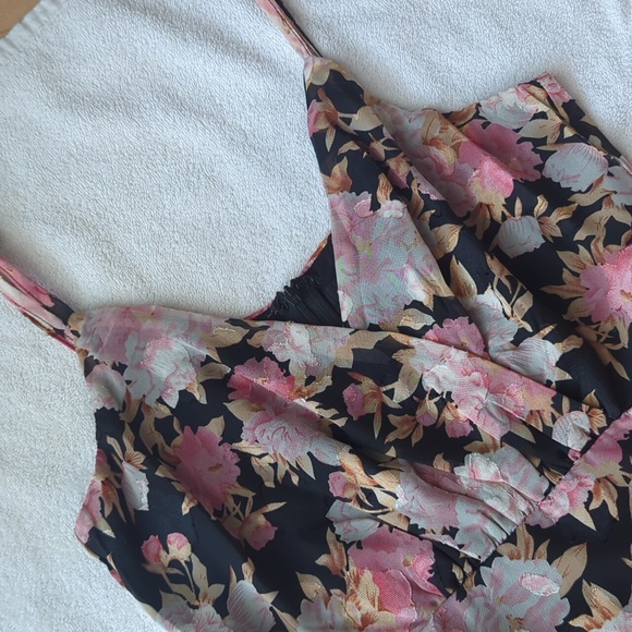 Grow Your Love Black Floral Print Tulip Mini DressLulus - Picture 3 of 10